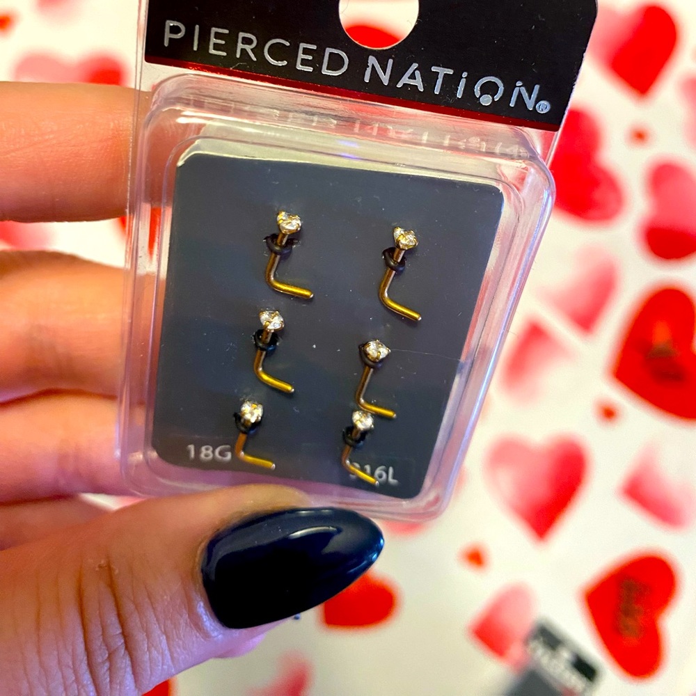 Brand new 6pc nose studs